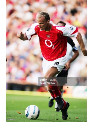 2004-2005 Arsenal x BERGKAMP Nameset (Home / League Use)